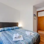 Apartment Guesthost - La Casetta Del Golfo - *